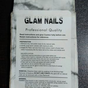 Glam Pre Glued Fake Nails