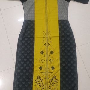 Digital Print Branded Kurti M Size With Freebie