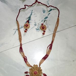 Jewellery Set With Earrings