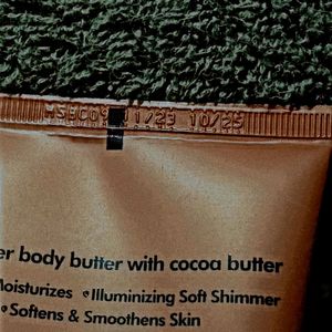 MCaffeine Shimmer Body Butter