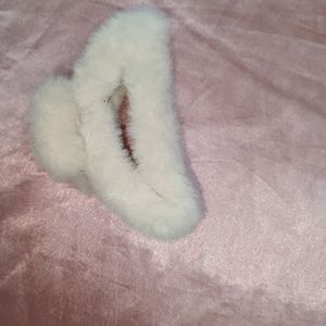 Faux Fur Hair Claw Clip - New Unused