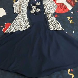 Kids Girl Gown ,,sleeve Less Gow With Shrug ..