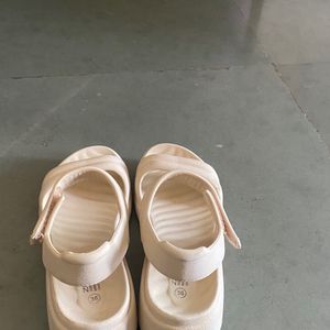 Cream Colour Light Weight Sandal