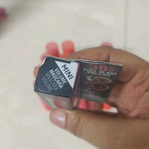 Benefit Cosmetics - Bad Girl Bang Mascara