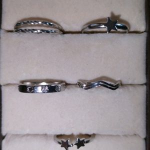 And Silver Rings 💍💍💍💍💍 - Set Of 5