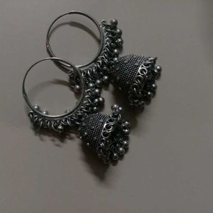 jhumkha earring