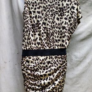 2.18.8 CUTE CHEETAH PRINT ONE SIDE RUCHED