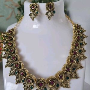 Trending Gold Plated Wedding Jewellery Set