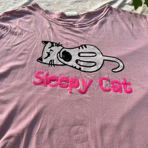 Sleepy Cat T- Shirt 😍