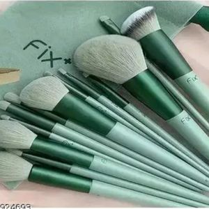 Brand New 10 Makeup Brush Sale ❗❗