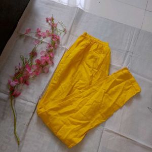 Lining Kurti And Pant With Slipper