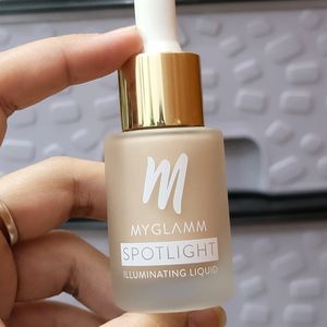 Myglamm Spotlight Illuminating Liquid