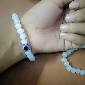 Evil Eye White Pearl Bracelet