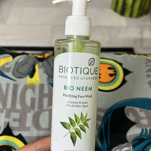 Biotique Bio Neem Purifying Face Wash