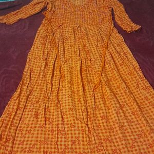 Orange Color Smooth Top With Side Threads