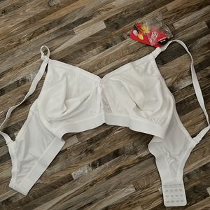 T Shirt Bra White 100cm Size 40 D Cup