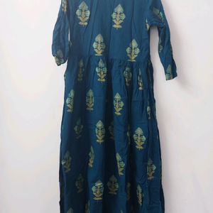 Front Slit Collered Kurta