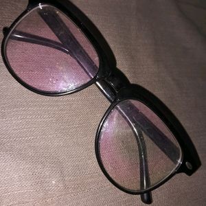 BLACK STYLISH ZERO POWER GLASSES!