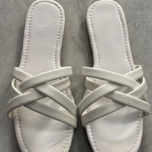 Women Stylish Trending Fancy White Slipper