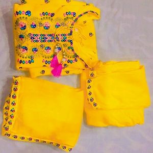 YELLOW NAYRA CUT KURTA-PANT SET WITHOUT DUPATTA