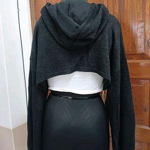 Crop Hooded Sweater ( Reserved)