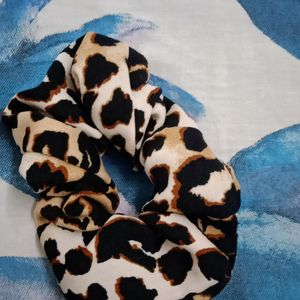 Pack Of 6 Beautiful Scrunchies