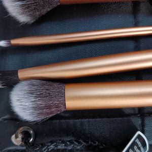 🆕 ORIGINAL IMPORTED REAL TECHNIQUES brush Set