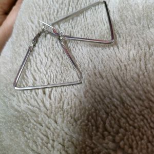 Triangle Hoops