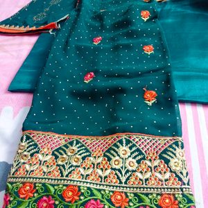 OFFER 💥💥LOOT SALE💥💥UNSTITCHED FANCY EMBROIDERY