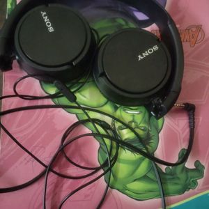 Sony WIRED HEADPHONES NEW