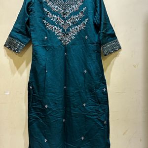 Berrylicious Green Embroidered Kurta Set Size XL