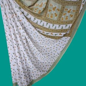 White saree with Floral printal|Blouse Attached