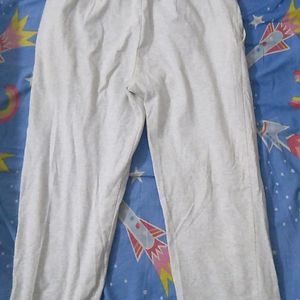 Trackpants