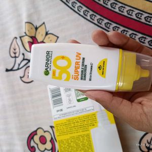 Garnier Invisible Serum Sunscreen New Pack