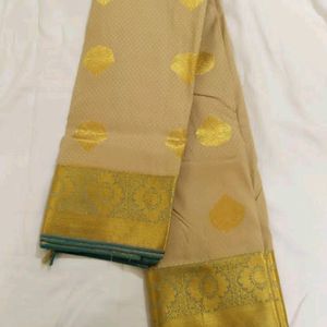 New Pattu Saree With Aari Work Blouse Unused