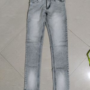 Jean With Tees ( 11-12yrs)