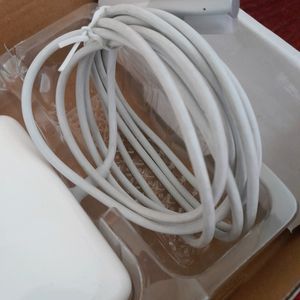 Apple MacBook Charger