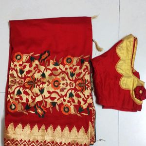 Heavy Red Saree With Designer Blouse