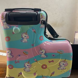 L Shaped Unicorn Printed Bag Ittle Dent