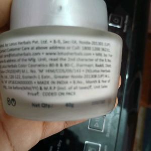 Lotus Skin Whitening Cream