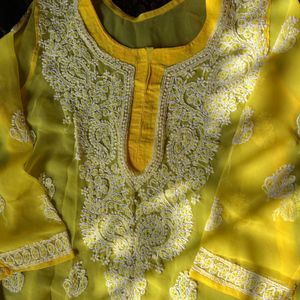 Yellow Chikankari kurta with inner