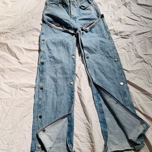 BERSHKA High Waist Snap Off Jeans