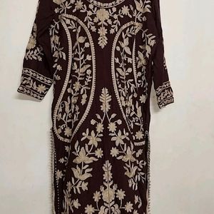 Thread Embroidered Kurti