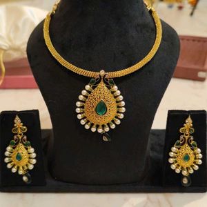 Antique Jewellery Set