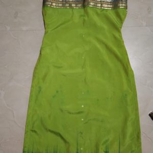 I'm Stitching This Dress By Saree