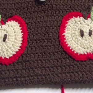 Crochet Apple Bag