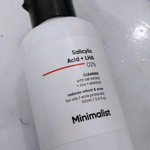 Minimalist 2% Salycelic Acid Facewash🩵