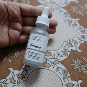 The ordinary Niacinamide 10% Serum