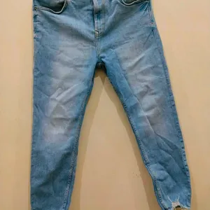 Authentic Zara Ribbed Denim Size 32