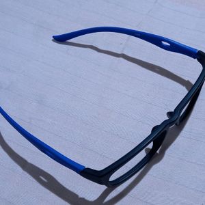 Light Weight Stylish Sunglasses Frame